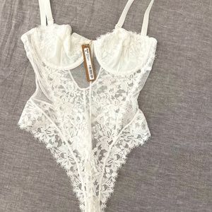 SKIMS Balconette Bodysuit